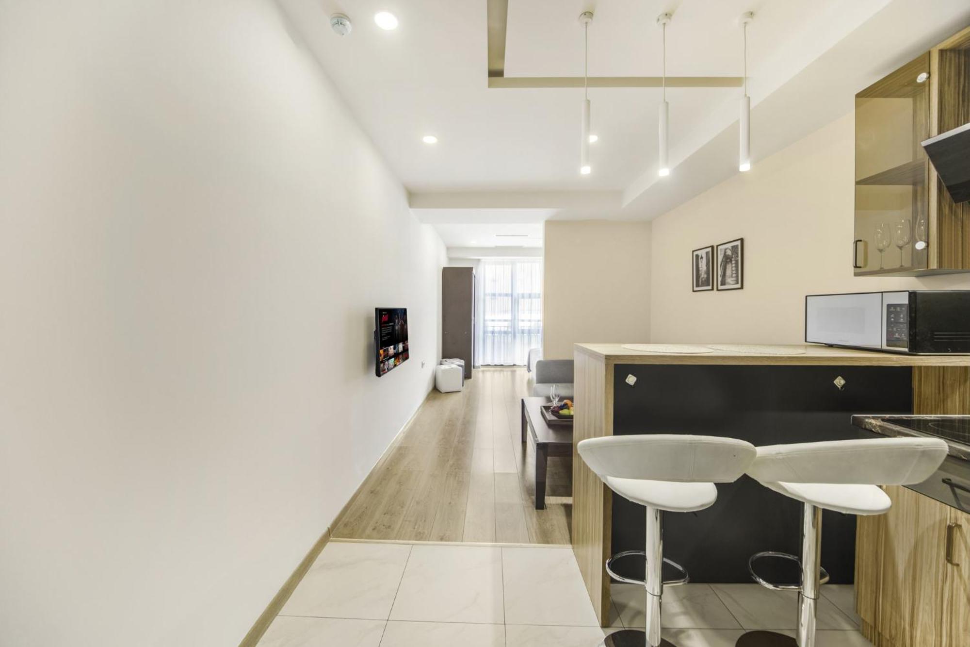 Fantastic Apartments Near Republic Square, Perfect Location, Mystreet Company Jerevan Buitenkant foto