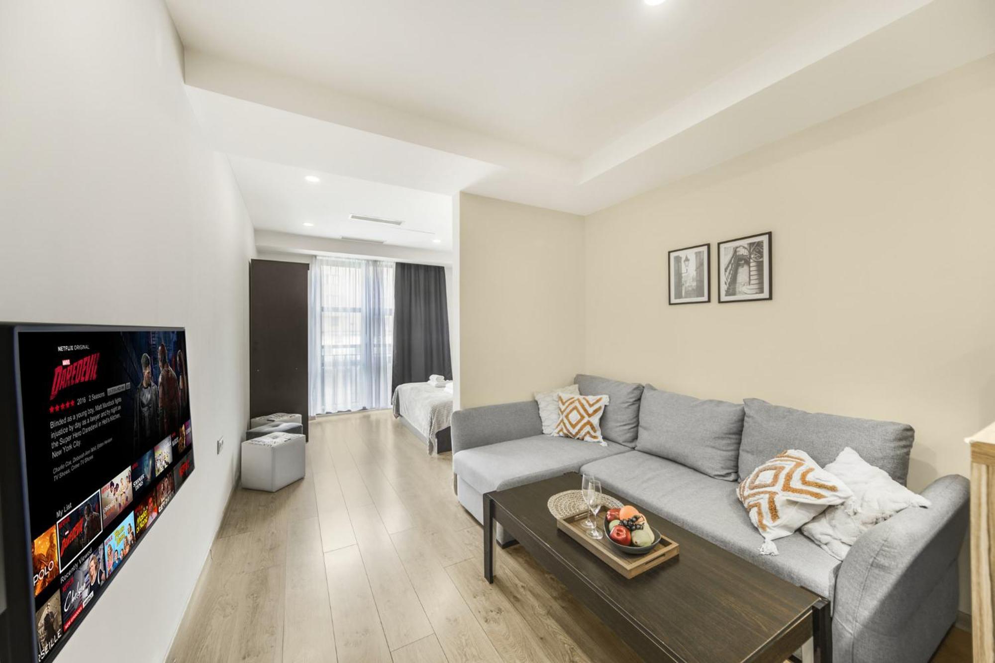 Fantastic Apartments Near Republic Square, Perfect Location, Mystreet Company Jerevan Buitenkant foto